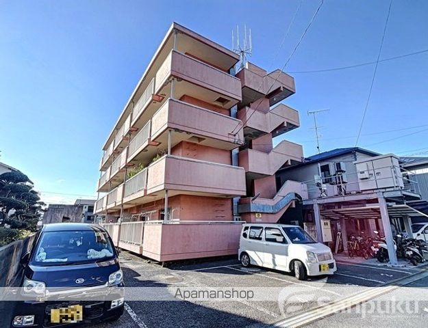 清香マンションの外観写真