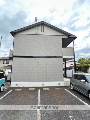 ホワイトクレインの外観写真