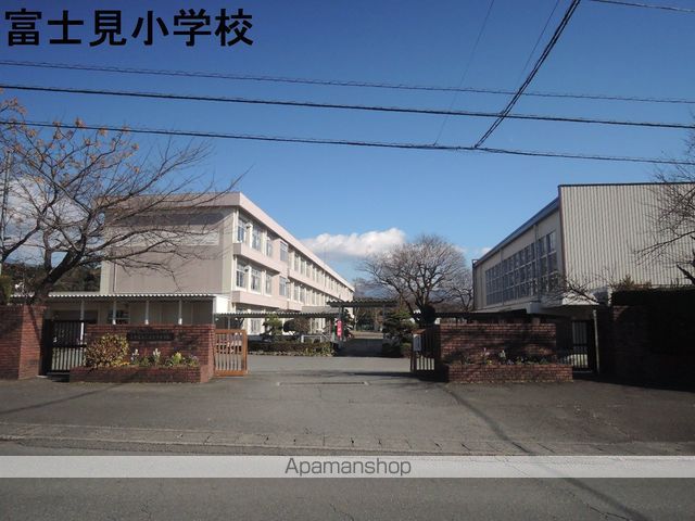 フレグランスミヤビAの周辺写真