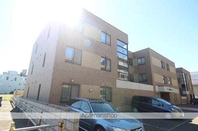 MANSION KURODA南8条IIの外観写真