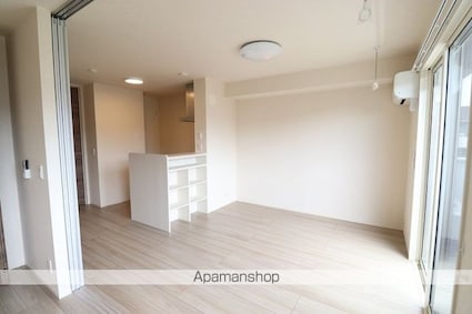 Ｓｕｒｐｒｉｓｅ　Ｓｐａｃｅ　Ｓａｎｔａ　ＧＳ[2LDK/49.05m2]のリビング・居間