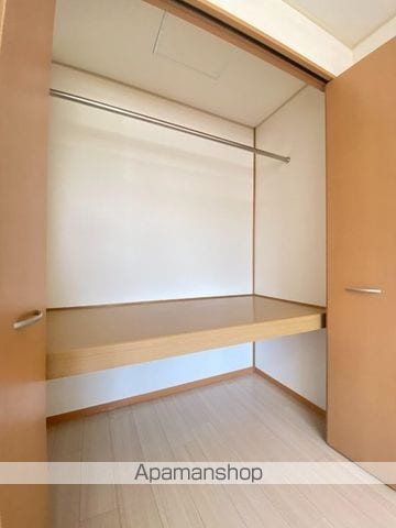 サンライズ・タカ Aの内装写真