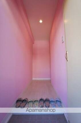 ＭＯＭＯ東雲[1R/22.25m2]の玄関