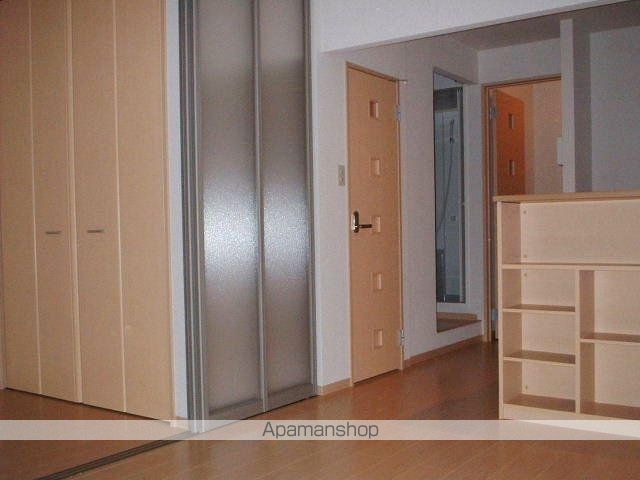 センプリーチェの内装写真