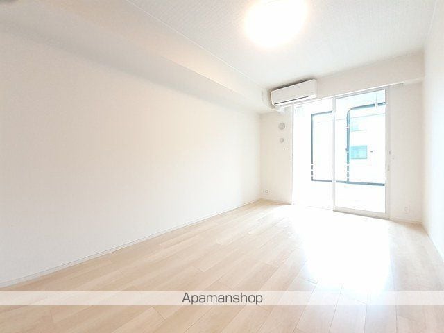 メゾン ド コルヌイエ IIの内装写真