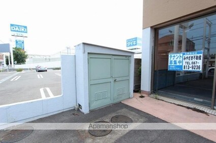 香川県高松市香西東町[2K/62.23m2]の共用部1