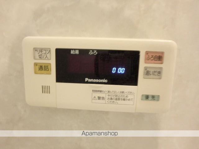 INCONTROの内装写真
