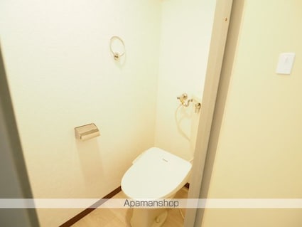 ヴォンメゾンＳＥＮＧＯＫＵ[3LDK/68.8m2]のトイレ