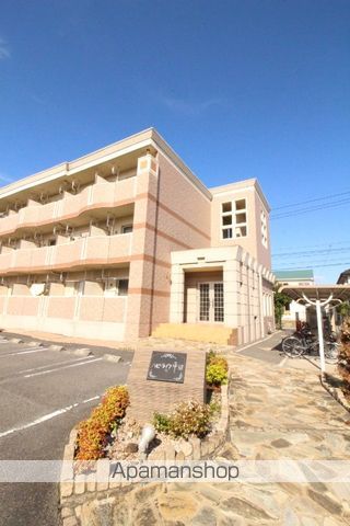 ハピーライフ平田の玄関写真