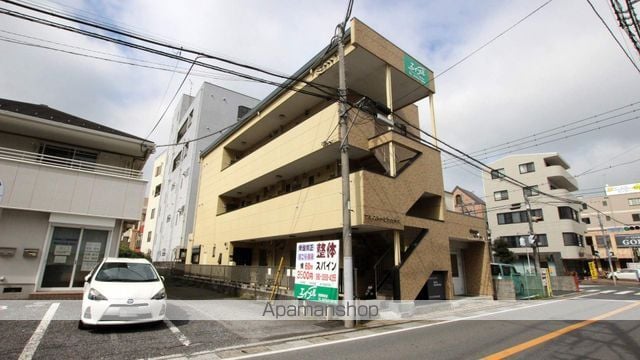 プレステージナカヤマの外観写真