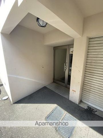 ライフステージ本通の玄関写真