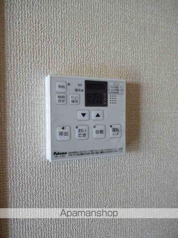 セレブリティ長吉 A棟の内装写真