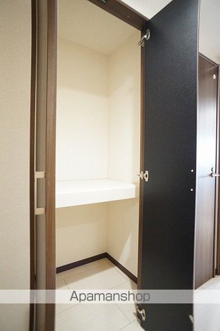 パブリックガーデンIIIの内装写真