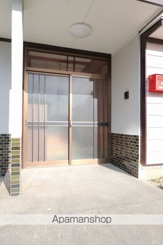 高徳線 佐古駅 徒歩31分 2階建 築54年の玄関写真
