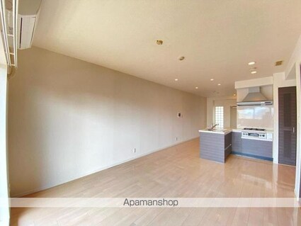 アルファライフ瓦町北７０３号[1R/40.06m2]の内装2