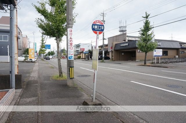 ＩＲいしかわ鉄道 金沢駅 バス乗車時間：46分 最寄りバス停で下車 徒歩4分 2階建 築14年の周辺写真