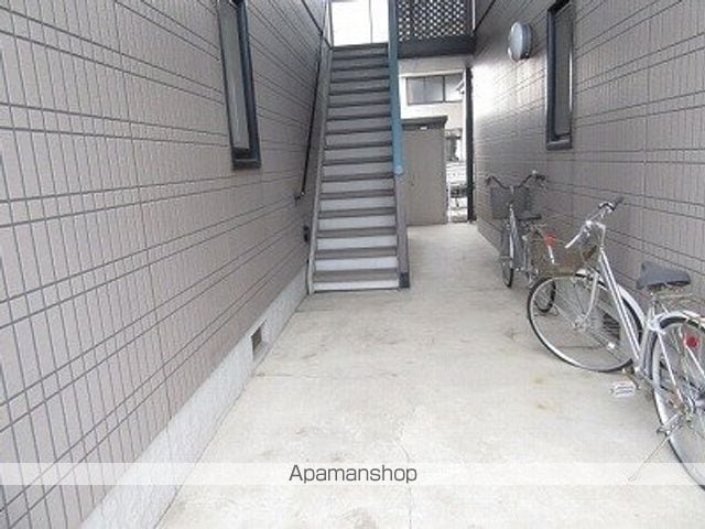 アーバンハイツの玄関写真