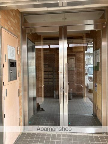 第6水野マンションの玄関写真