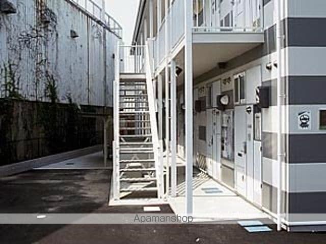 レオパレス吉野川の玄関写真