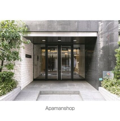 コンフォリア池袋[1R/32.82m2]のエントランス