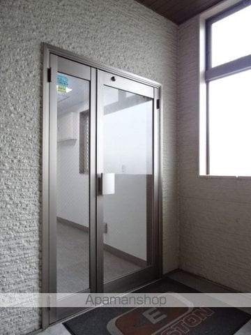 チェリーテラスの玄関写真