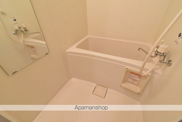 西岡ベストフラットの内装写真