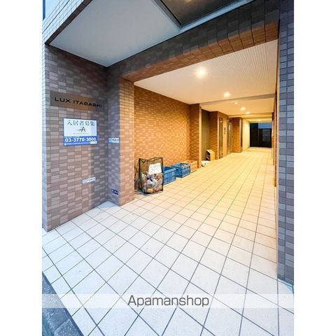 ルクス板橋の外観写真