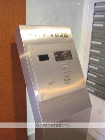 グランメール緑道舘の玄関写真