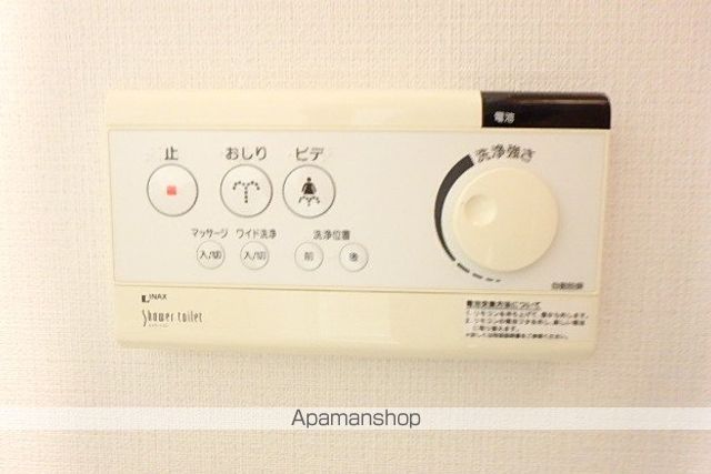ドゥーエ西大島IIの内装写真