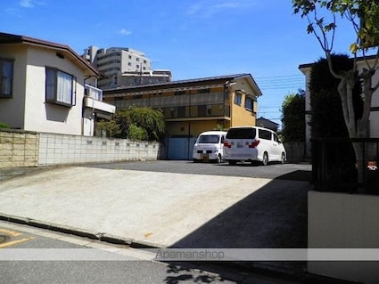 グランマーム[2LDK/52.26m2]の駐車場