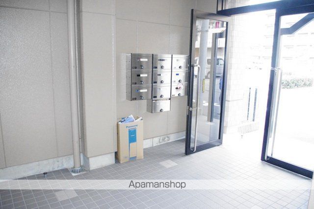 サンシャイン ビレッジの玄関写真