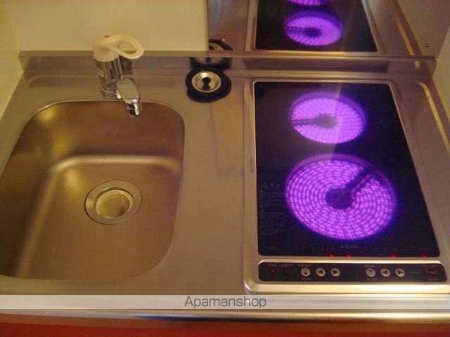 レオパレス桃の内装写真