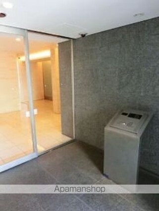 プライムアーバン市谷仲之町[1LDK/45.75m2]のエントランス2