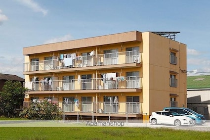 ヴィラ・アンソレイエ寺井町[2LDK/58.24m2]の外観2