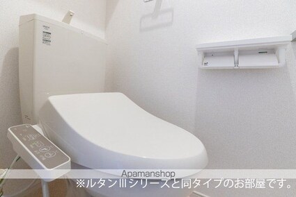 東京都青梅市今寺５丁目[2LDK/54.61m2]のトイレ