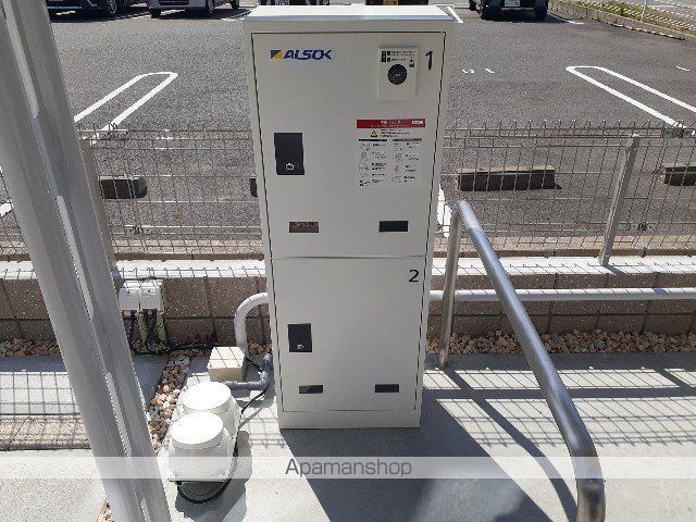 地下鉄東山線 中村公園駅 バス乗車時間：13分 最寄りバス停で下車 徒歩10分 2階建 築3年の玄関写真