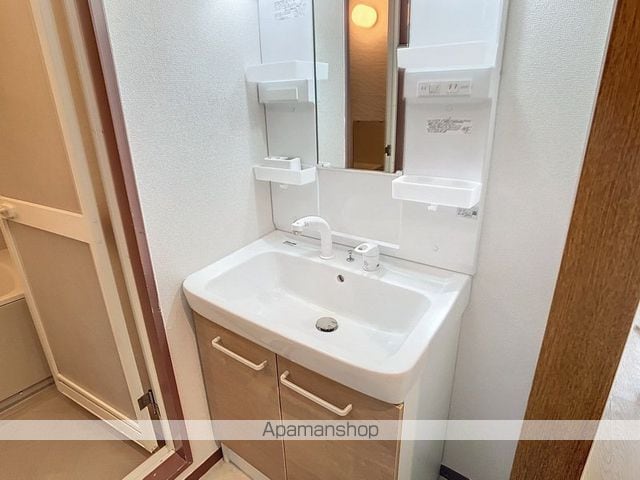 ファミール須原の内装写真
