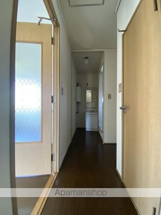 カームネスト１４　Ａ・Ｂ・Ｃ棟[2LDK/48m2]の玄関