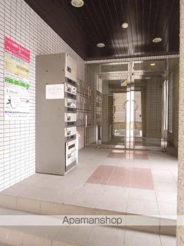 リファレンス美野島の玄関写真