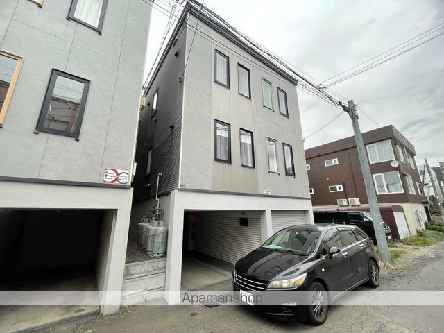 フラットJ白石本通C棟の外観写真