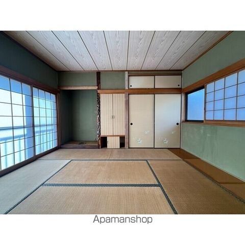 鹿児島本線 香椎駅 徒歩9分 2階建 築74年の内装写真