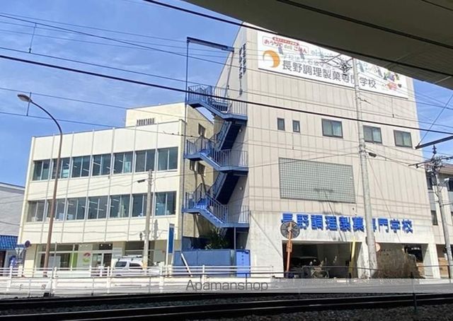 リンピア東通りの周辺写真