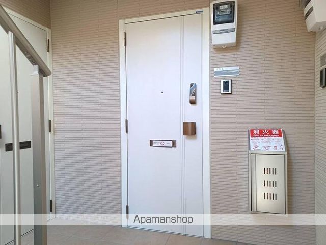 DーROOMクロスの玄関写真