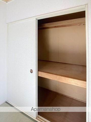 ビューハイツ有松A棟の内装写真