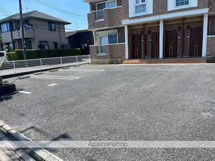 アルドールＡ[2LDK/58.8m2]の駐車場