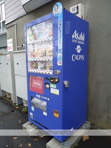 ホワイトコートカヤ13の外観写真