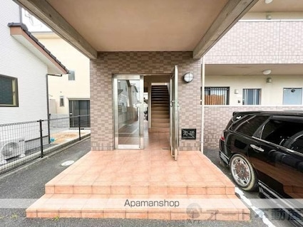 ブライム北斎院[3LDK/75m2]のエントランス1