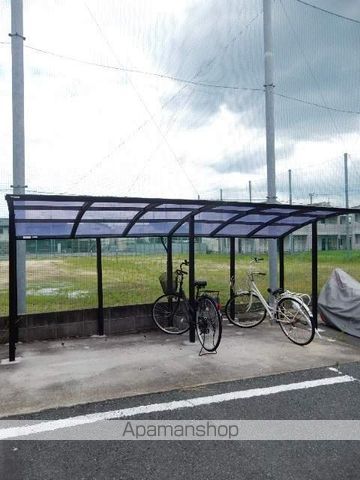 パステル庭瀬 B棟の外観写真