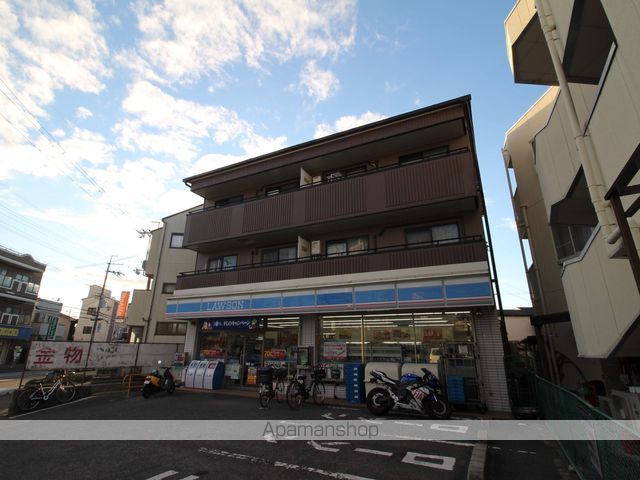 マンション奥野の外観写真