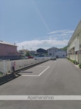 和歌山県和歌山市栄谷[3DK/53.32m2]の駐車場3